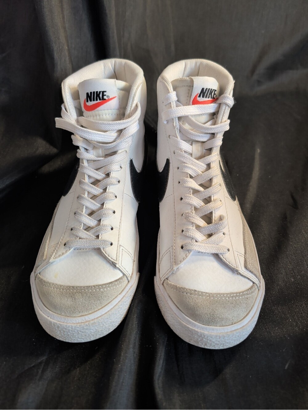 Nike Blazer 77 Mid White Black Sneakers Size 5 youth